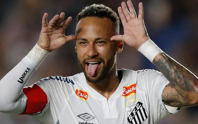 Cha Neymar: 'Tôi muốn thấy con trai chơi ở Club World Cup'
