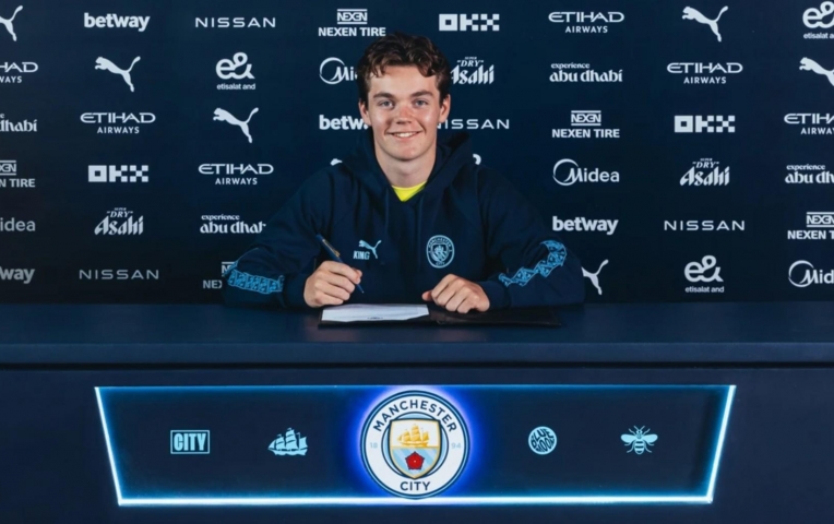 Man City công bố bom tấn thứ 5, mệnh danh 'Martin Odegaard mới'
