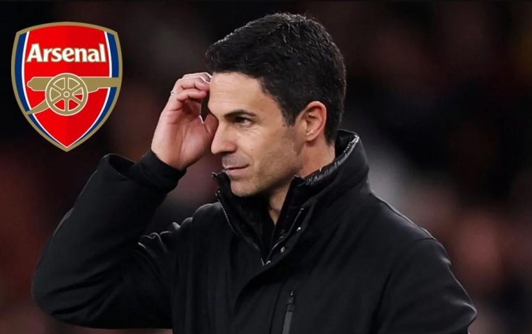 Tân binh thứ 5 của Arsenal lộ diện vì sự cố hy hữu