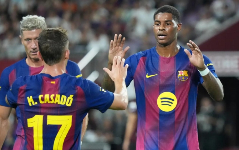 Rashford ra mắt Barcelona, truyền thông Tây Ban Nha thốt lên một điều