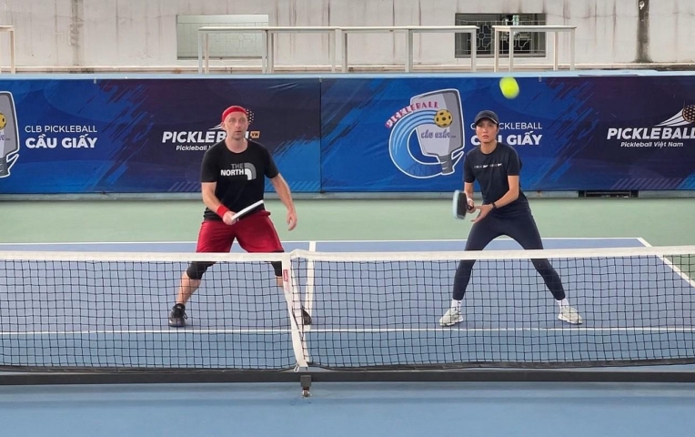Báo động tình trạng HLV rởm tràn lan sân pickleball