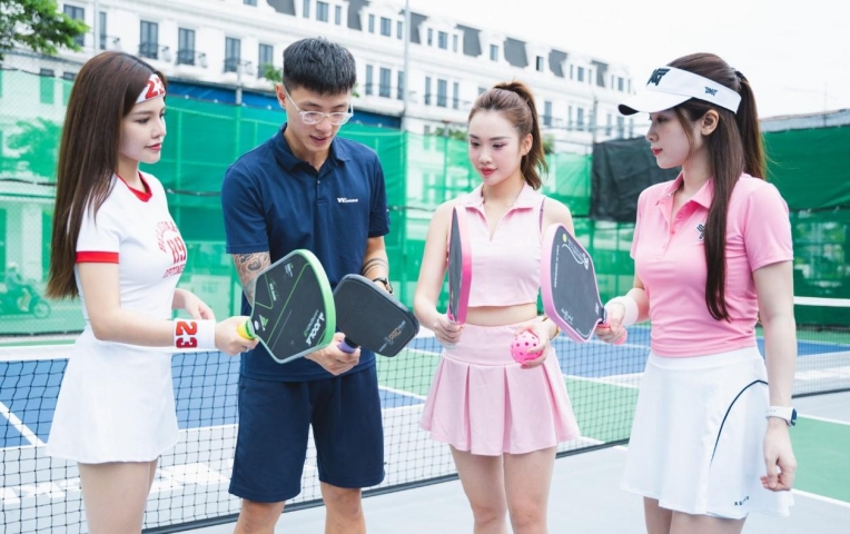 Cơn sốt Pickleball khiến người Việt vung tiền không tiếc tay