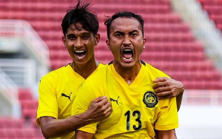 CĐV Đông Nam Á đồng loạt ngả mũ với chiến thắng 4 sao của Malaysia