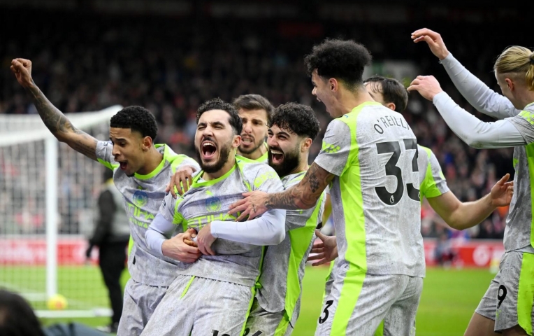 Pep Guardiola: 'Man City vô địch sau những trận thắng như thế này'