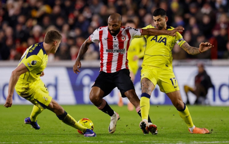 Tottenham bất lực trước Brentford, ngày trở lại buồn của Thomas Frank