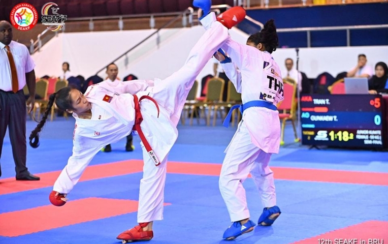 Karate Việt Nam giành 11 HCV trong ngày mở màn giải vô địch Đông Nam Á 2025