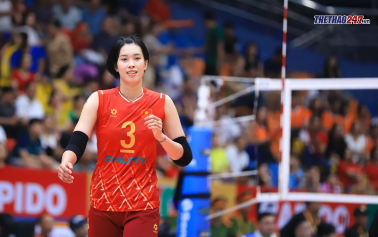 Nhiều cầu thủ VTV Cup dè chừng Trần Thị Thanh Thúy