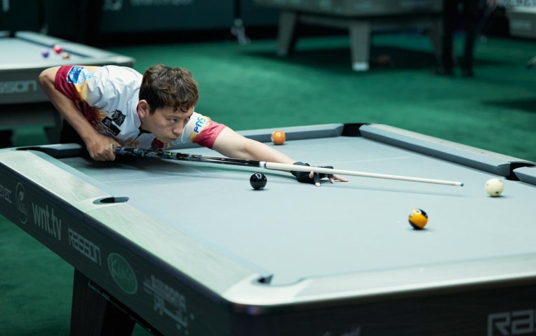 Dương Quốc Hoàng thẳng tiến vòng 32 World Pool Championship