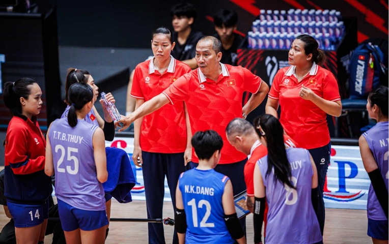Hai ĐT bóng chuyền Việt Nam có chuyên gia hỗ trợ tại SEA Games 33
