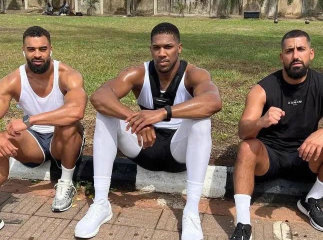 Anthony Joshua có thể chuyển biến xấu sau vụ tai nạn kinh hoàng