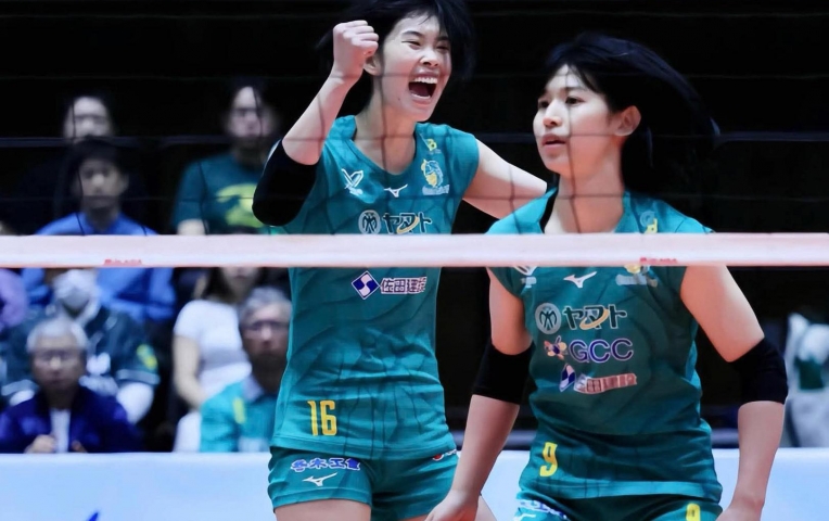 Thanh Thúy trở lại, Gunma Green Wings thắng tuyệt đối 3-0