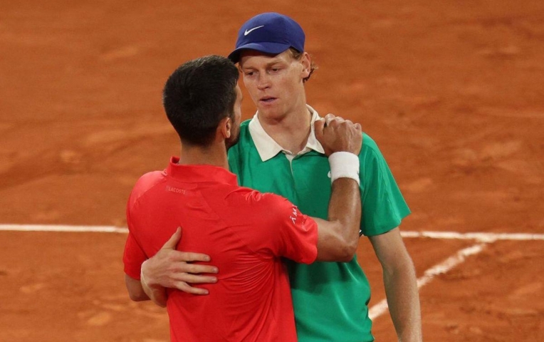 Djokovic từng giúp Sinner thăng tiến trong sự nghiệp như thế nào?