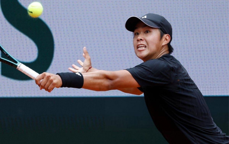 Tay vợt gốc Việt Learner Tien dừng bước ở tứ kết Mallorca Open 2025