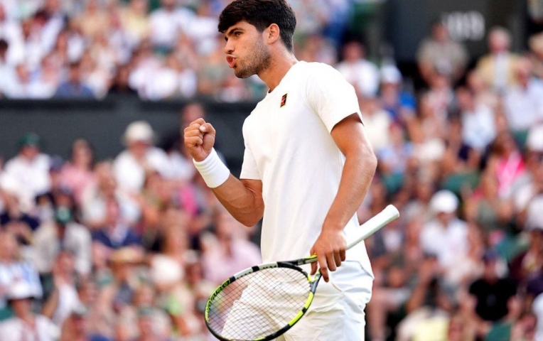 Alcaraz bị lộ vũ khí bí mật ở Wimbledon
