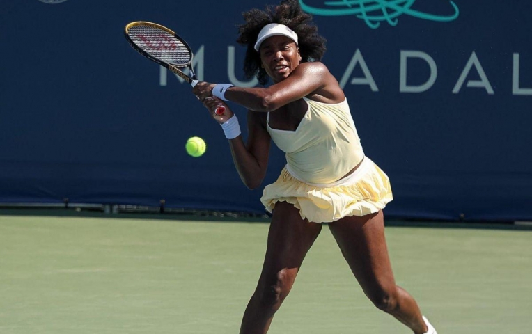 Venus Williams thắng tay vợt trẻ hơn 22 tuổi trận ra quân Washington Open 2025