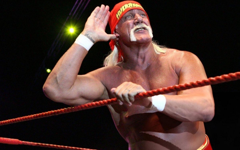 Huyền thoại WWE qua đời ở tuổi 71