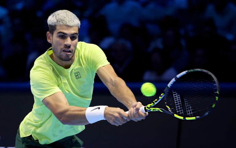 Chuyên gia chỉ thẳng nguyên nhân Alcaraz thua Sinner ở ATP Finals