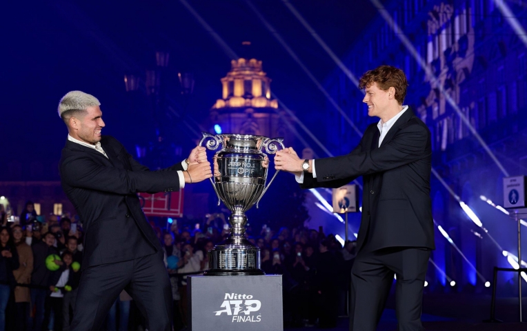 'Không ai có thể đạt đến đẳng cấp của Sinner-Alcaraz'