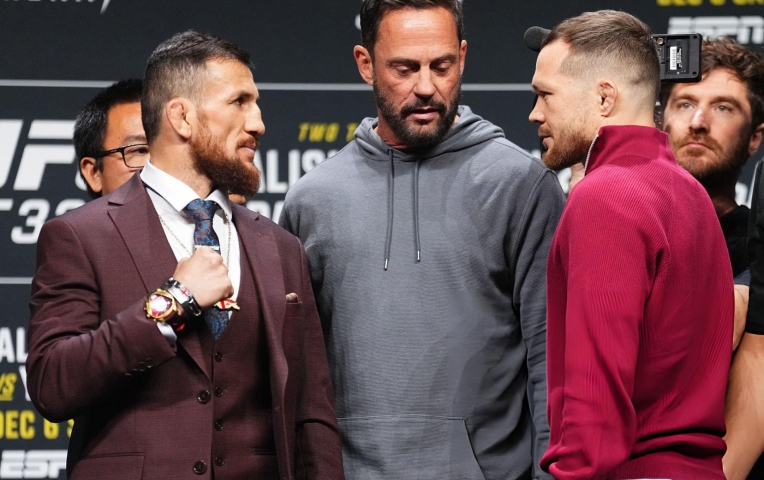 Merab Dvalishvili 'var thẳng mặt' Petr Yan trước UFC 323: 'Bớt bao biện lại'