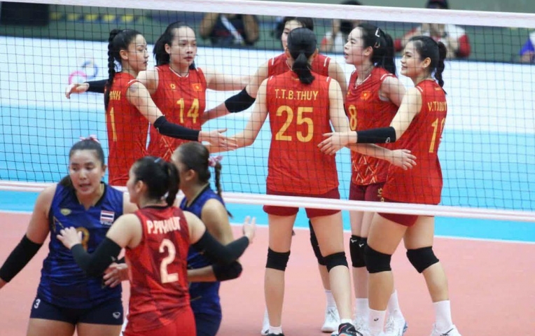Bóng chuyền nữ Việt Nam mất HCV sau tình huống tranh cãi, báo Thái Lan nói gì?