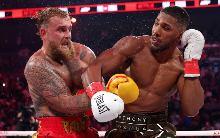 Anthony Joshua 'bay' mất gần nửa tiền thưởng từ trận thắng Jake Paul