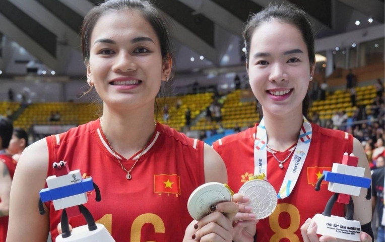 Tân binh bóng chuyền nữ Việt Nam chơi lớn, chiêu mộ 2 tuyển thủ quốc gia?