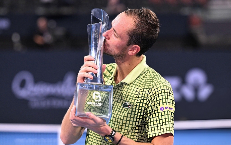 Nối dài kỉ lục 'khó đỡ', Daniil Medvedev thỉnh cầu một điều với ATP