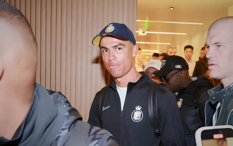 LĐBĐ Ả Rập Saudi ra tay, Ronaldo nhận án phạt cực nặng tại Al Nassr