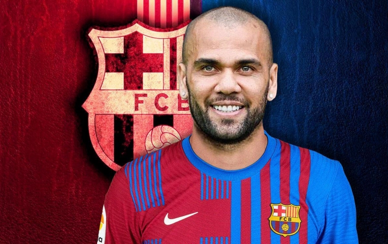 Dani Alves tái xuất bóng đá lần đầu tiên kể từ khi ra tù