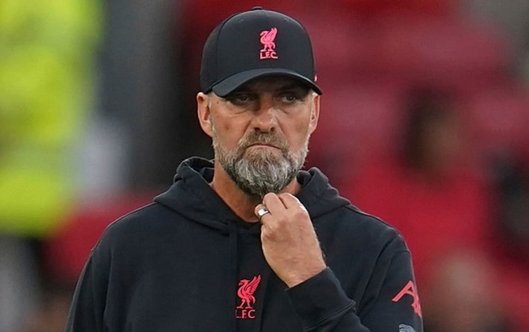 HLV Jurgen Klopp đưa ra tuyên bố sau khi nhận phản ứng dữ dội