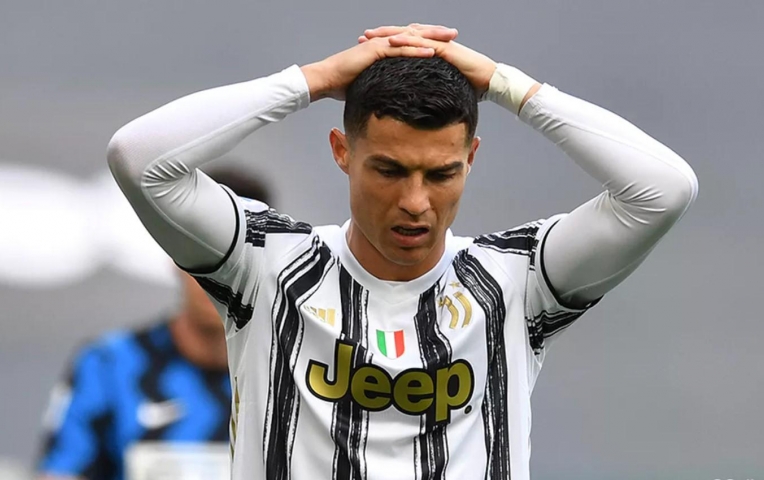 Ronaldo tiếp tục cuộc chiến pháp lý với Juventus