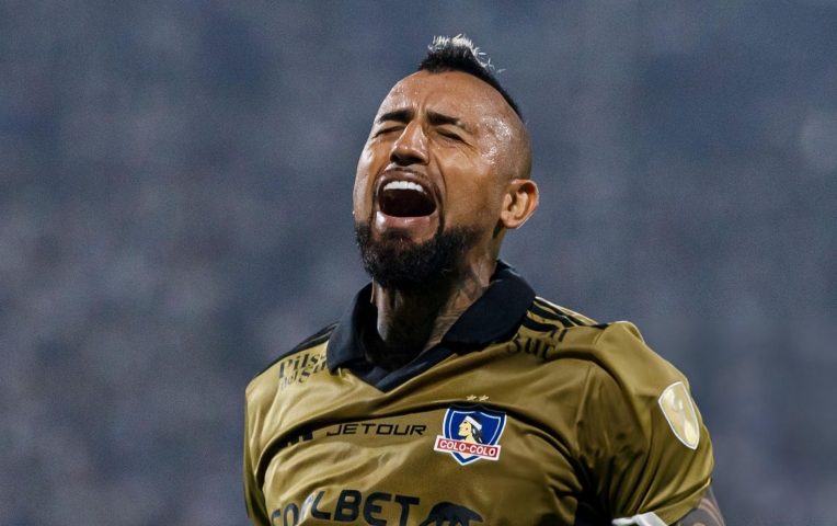 Arturo Vidal sắp phải 'bóc lịch' dài hạn