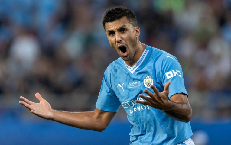 Bằng chứng rõ ràng, Man City thiếu Rodri như 'rắn mất đầu'