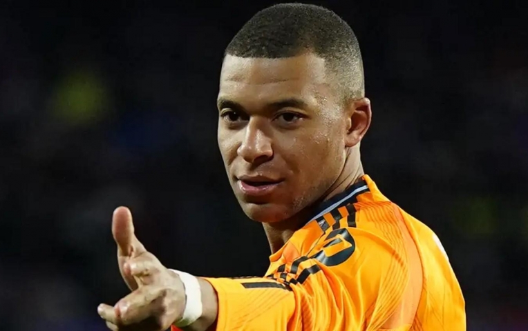 Mbappe đưa ra tuyên bố khiến cả châu Âu run rẩy!