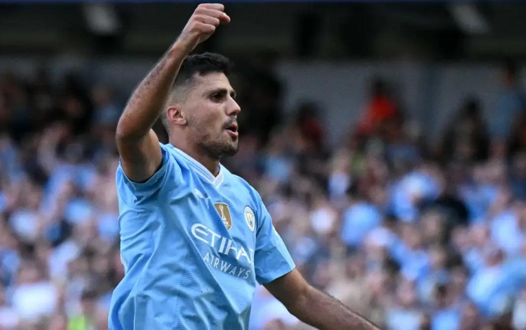 Rodri tái xuất Man City sau chấn thương, cả châu Âu dần khiếp sợ!