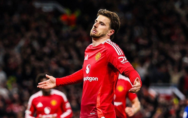 Lập cú đúp siêu phẩm cho MU, Mason Mount trải lòng đầy cảm xúc