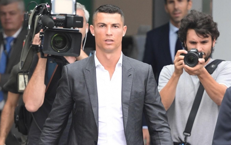 Tin chuyển nhượng 18/5: Real Madrid chốt xong bom tấn thứ 3, Ronaldo rời Al Nassr?