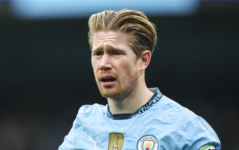 Man City quyết định 'giữ' De Bruyne ở lại Etihad mãi mãi