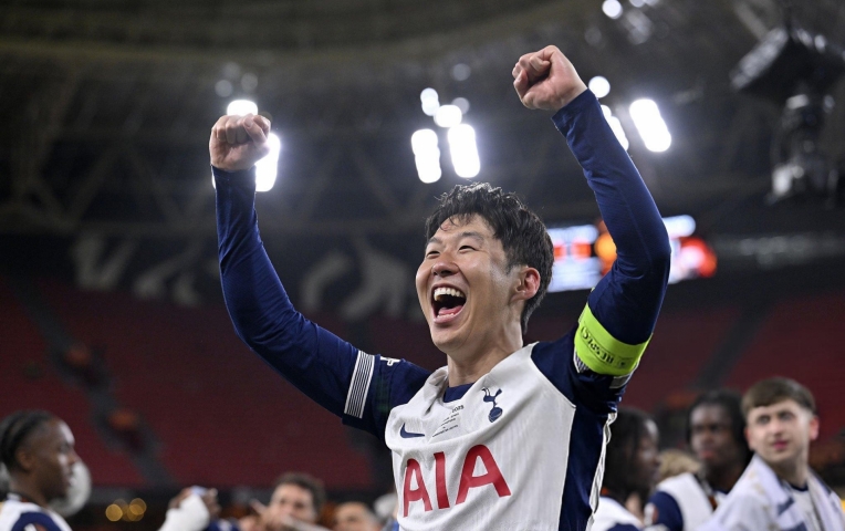 Son Heung-min: 'Hôm nay, cứ gọi tôi là huyền thoại'