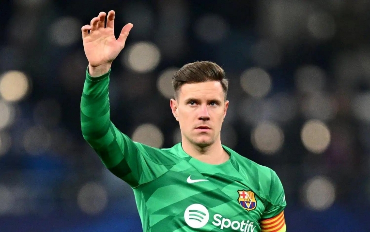 Ter Stegen yêu cầu Barca trả tiền đầy đủ nếu dứt hợp đồng