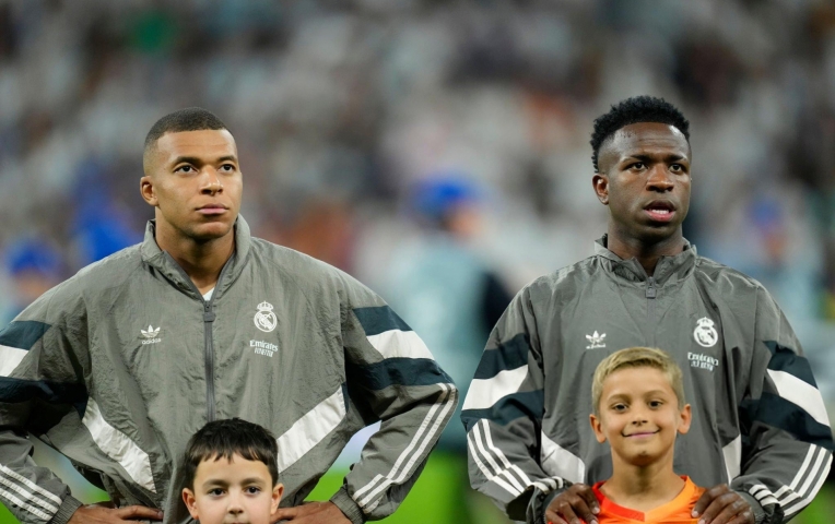 Chọn Mbappe, Vinicius sẽ đồng ý chia tay Real Madrid