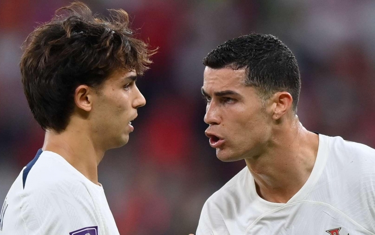 Ronaldo bất ngờ 'dằn mặt' đàn em Joao Felix tại Al Nassr