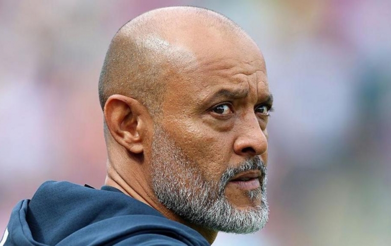 HLV West Ham nổi đoá với trọng tài Ngoại hạng Anh