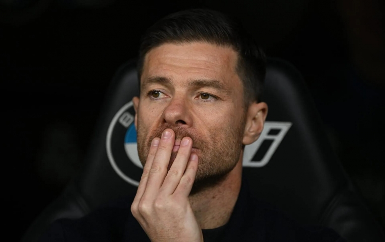 CHÍNH THỨC: Real Madrid sa thải HLV Xabi Alonso sau trận thua Barca