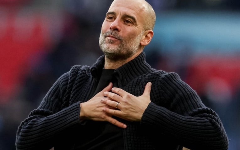 Pep Guardiola “hoảng loạn” sau khi thắng Fulham