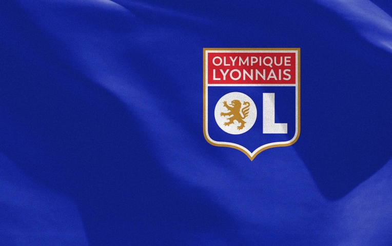 Olympique Lyon 'tạm thời' xuống hạng, nhận lệnh cấm cực nặng