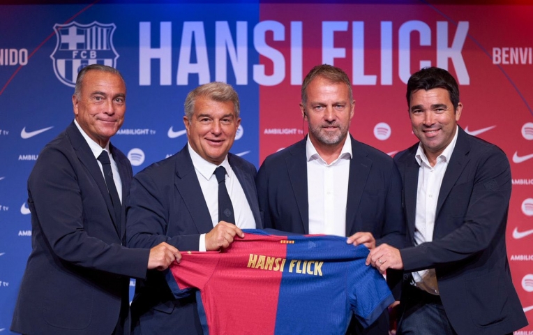 Vô địch cùng Barca, Hansi Flick xúc tiến gia hạn hợp đồng
