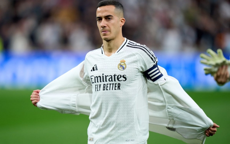 Lucas Vazquez chính thức chia tay Real Madrid