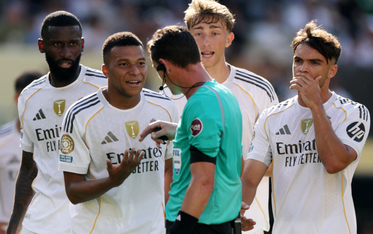 La Liga sẽ phải nhượng bộ trước Real Madrid?