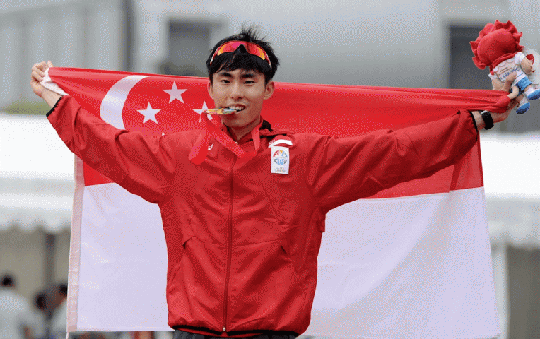 Siêu sao điền kinh Singapore gặp vấn đề nghiêm trọng trước SEA Games